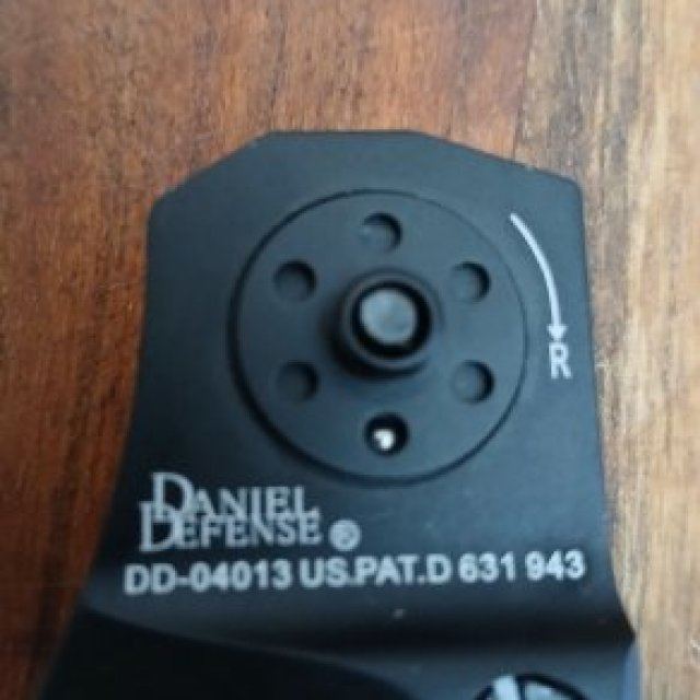 Iron Sights Daniel Defense Ajustables.