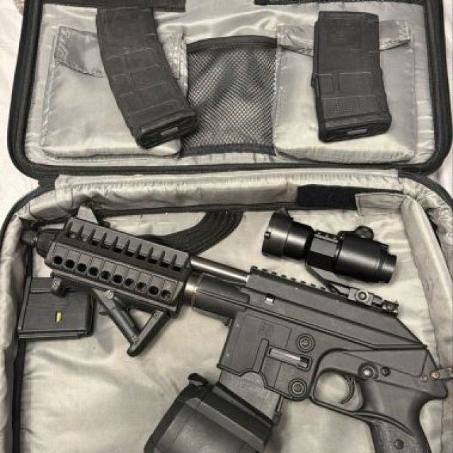 5.56  con dinero se negocea