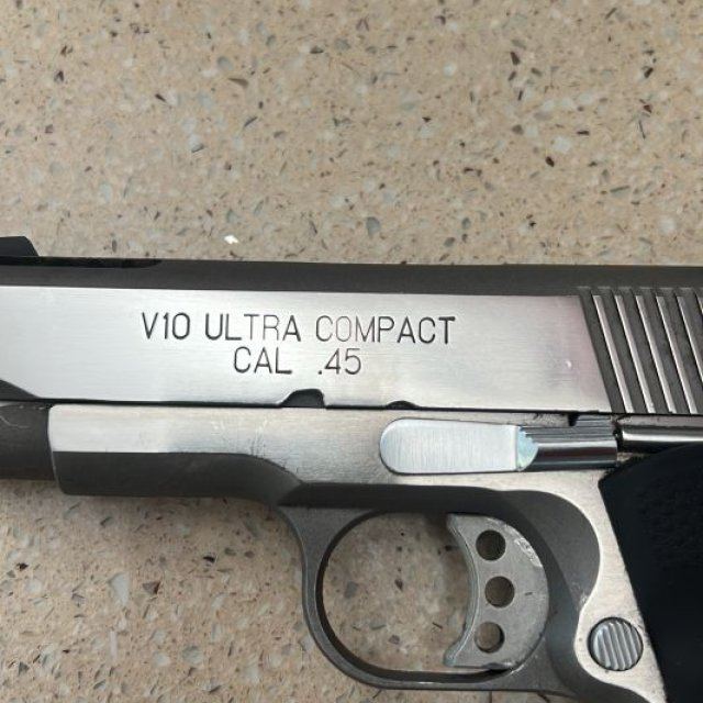 1911 Springfield 45 ultra compact mirror finish