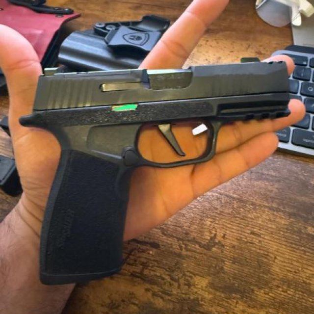 Sig Sauer P365-XMACRO COMP