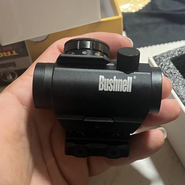 Bushnell Red dot sight