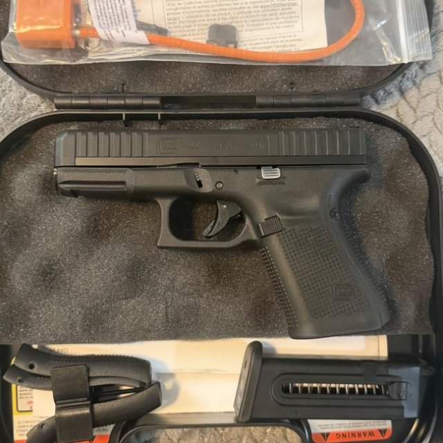 Glock 44 calibre .22 prácticamente nueva. SOLO CAMBIO por algo que me guste