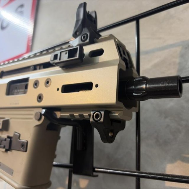 Pistol B&T 9mm FDE