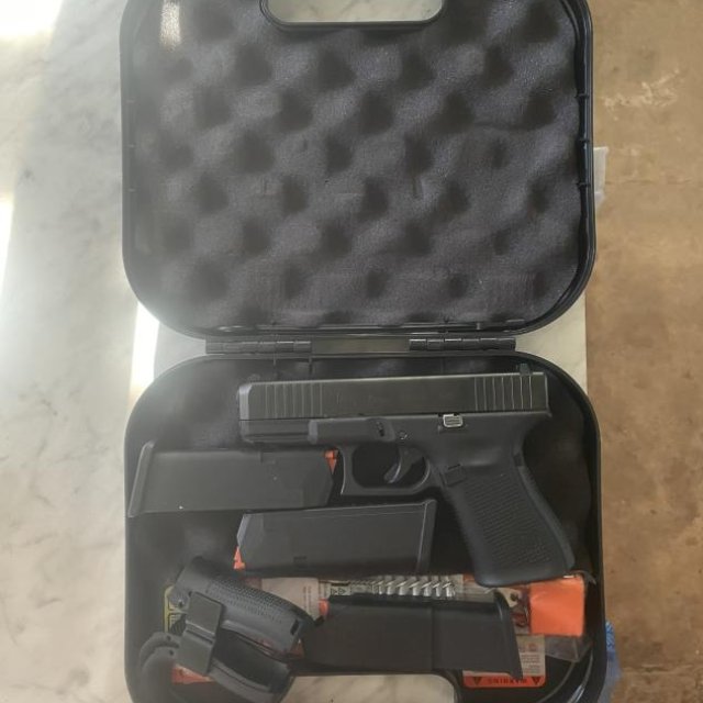 Glock 19