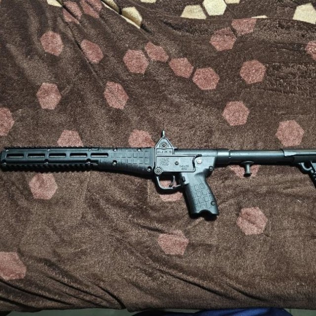 Keltek Sub 2000  9MM (usa Mags de Glock 17)