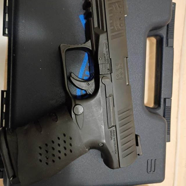 Se vende Walther PPQ 9 milímetros