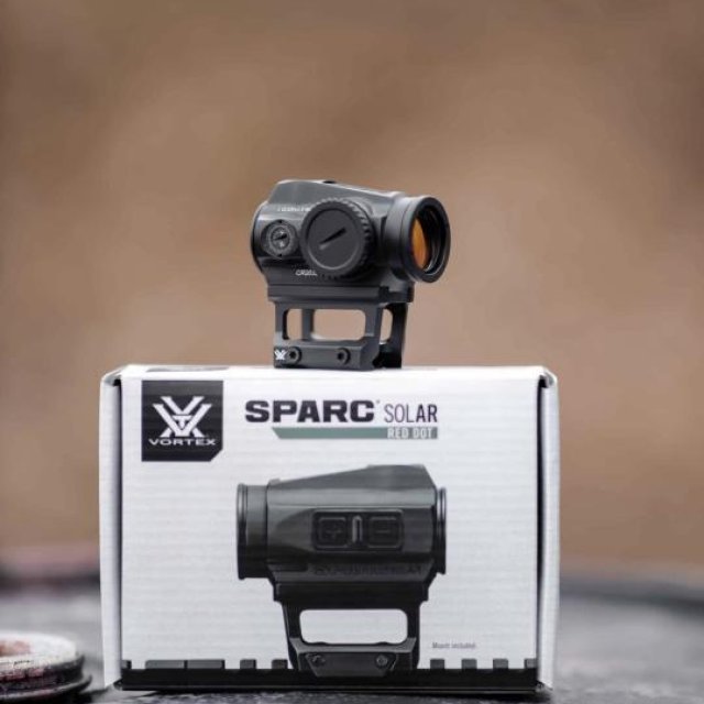 Reddot, punto rojo AR15 AKA47 vortex sparc solar