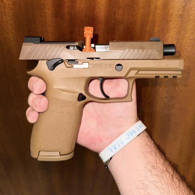 SIG SAUER P320 M18