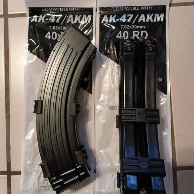 DOS PAREJAS MAGAZINES AK47 DE 40ROUNDS $130