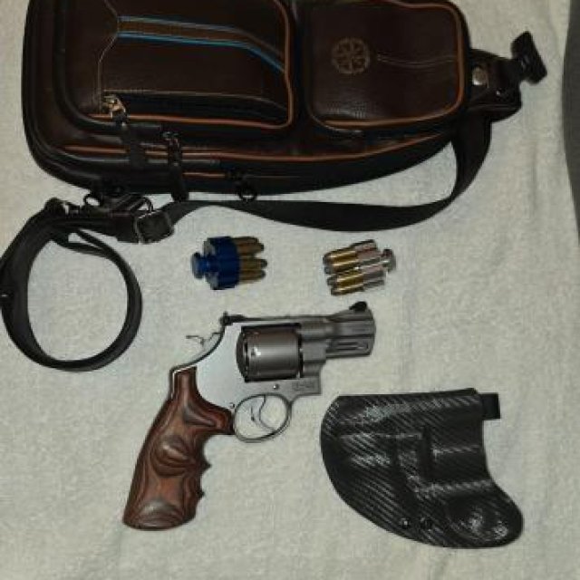 Smith and wesson 327