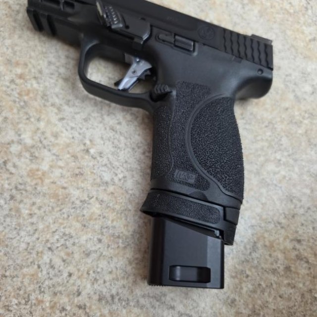Smith and Wesson M&P 2.0 3.6" .40S&W ported