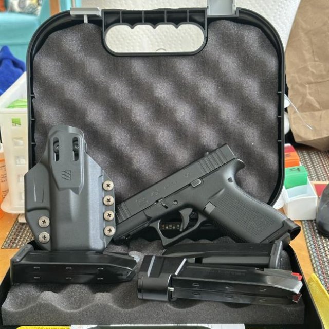 GLOCK 43X Optic Ready 3 magazines de 15 y 1 de 20  incluye Holster Ambidiestro