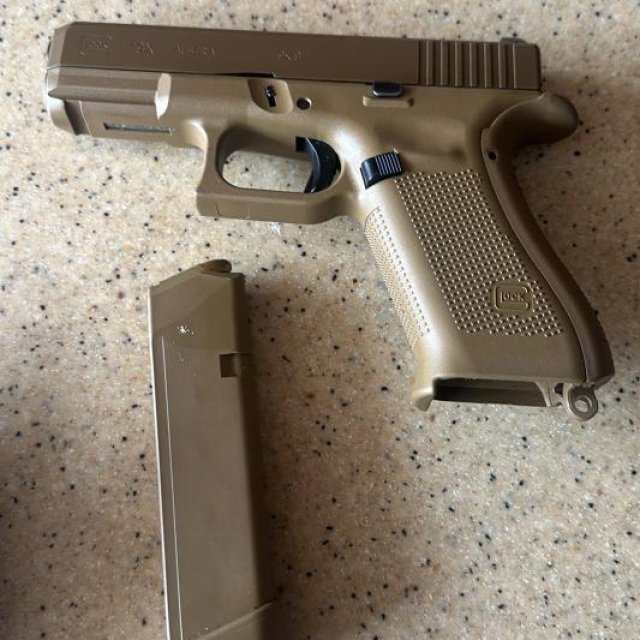 Glock 19x