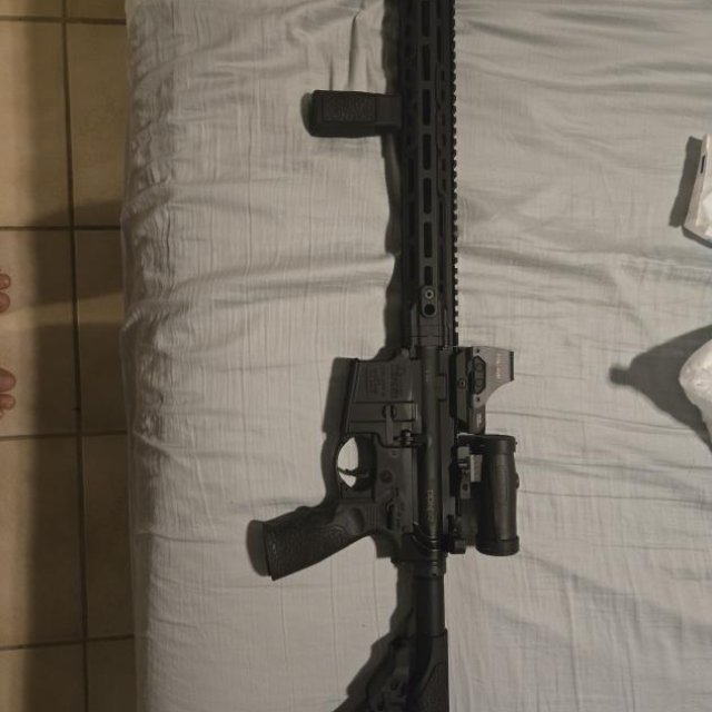 Daniel Defense DDM4 V7