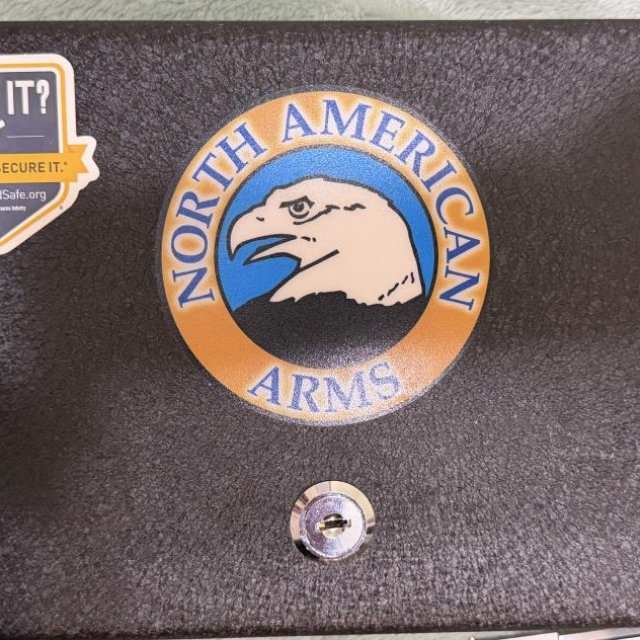 North America Arms .22 Magnum porteado