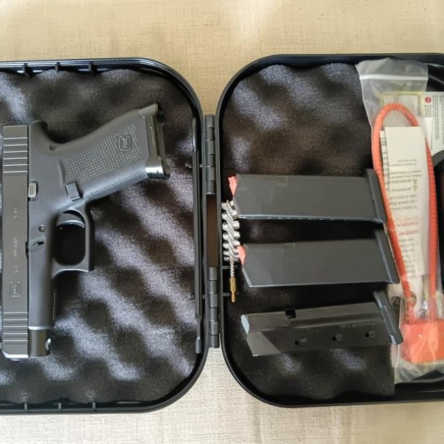 GLOCK MODELO 48