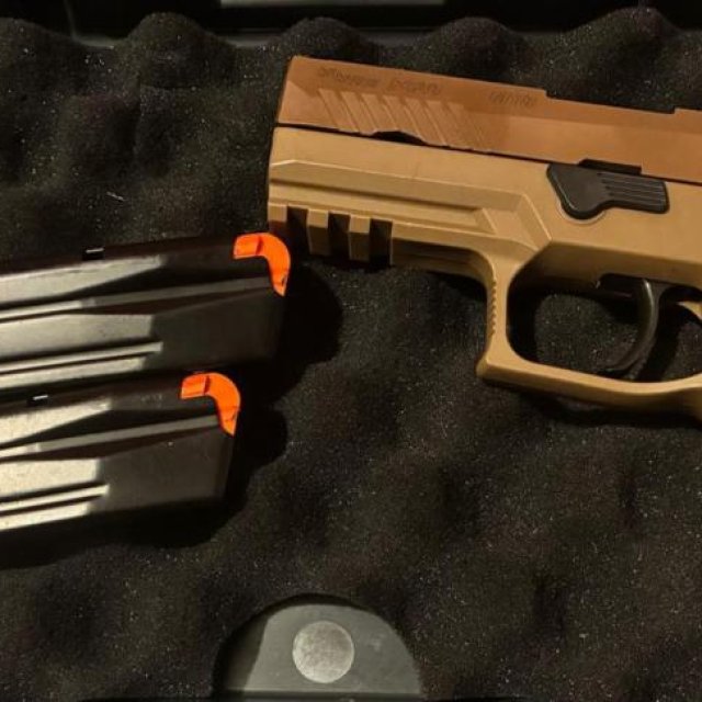 Sig Sauer p320 m18