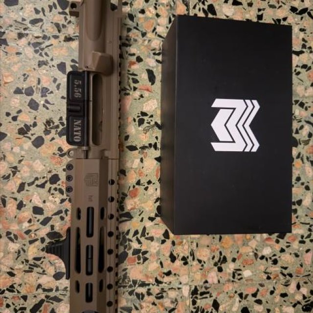VENDO COMBO UPPER 556 (NO  BCG) Y Mira con Magnificador NO VENTA SEPARADO