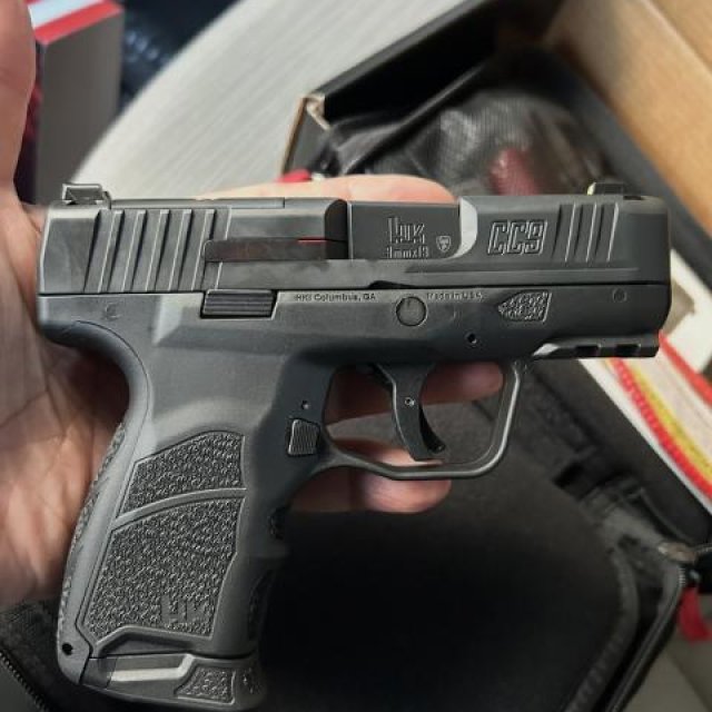 HK CC9 MOS