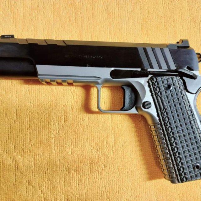 Springfield Armory Emissary 1911