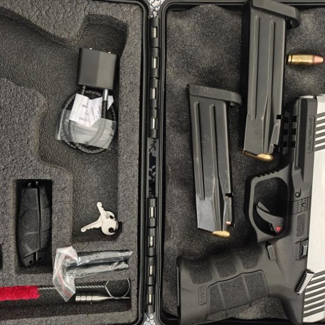 SARS USA 9MM 17+1 2 Magazine