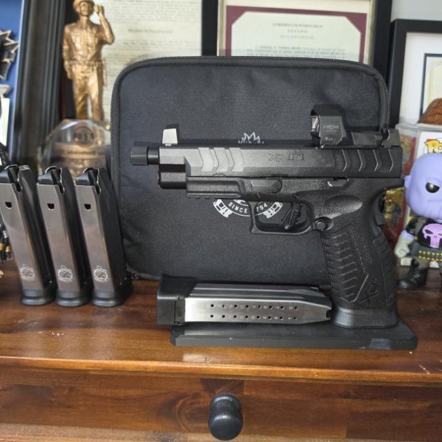 Springfield Armory XD competencia 9mm caño xon rosca  Red dot$500.
