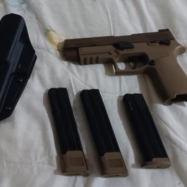 P320 m17