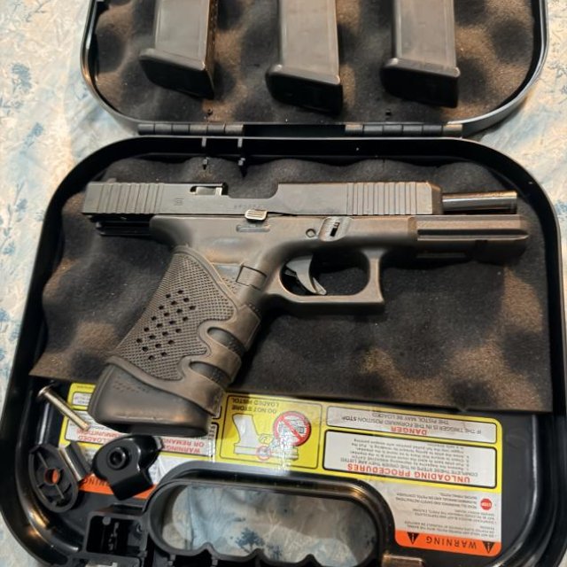 Glock 17 5ta gen  fulll size