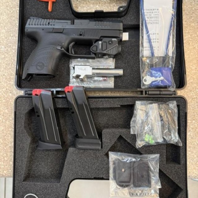 CZ P-10C S