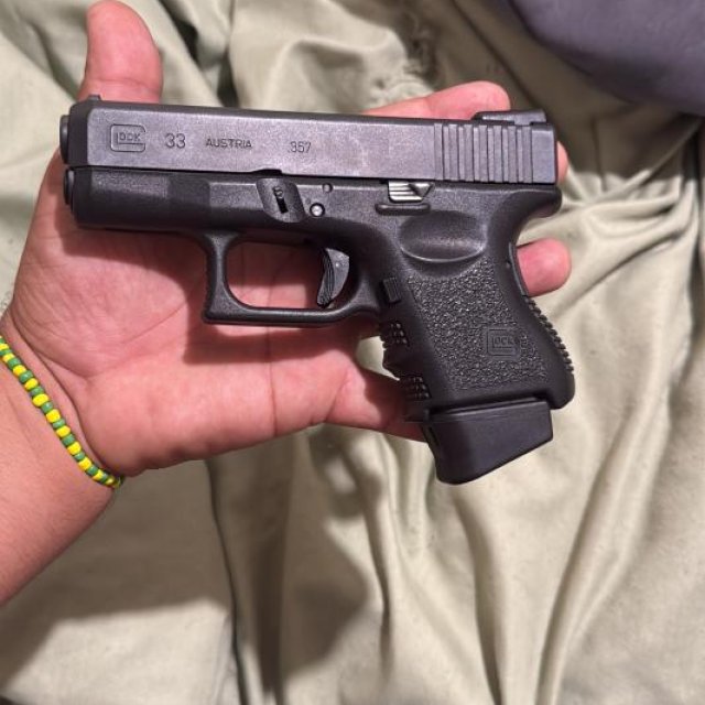 GLOCK 33 .357