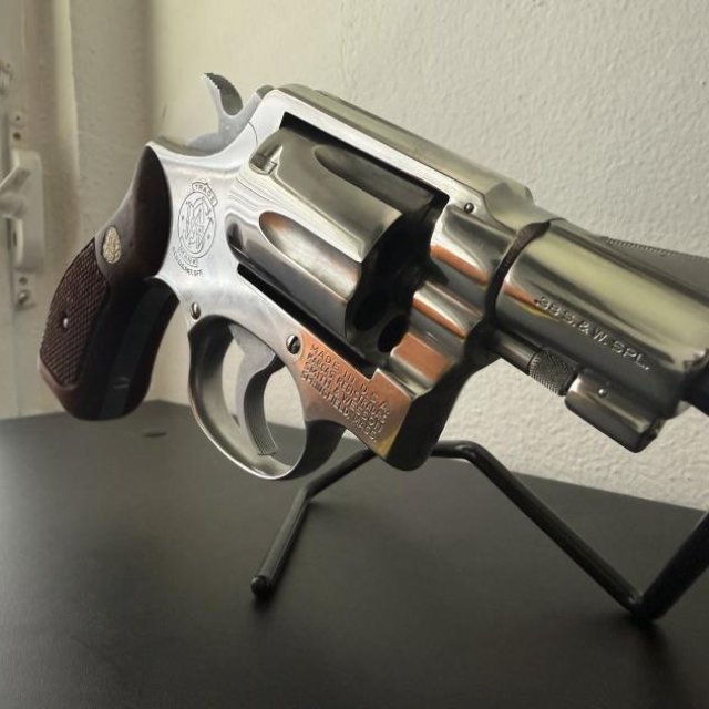 Smith & Wesson model 64-2