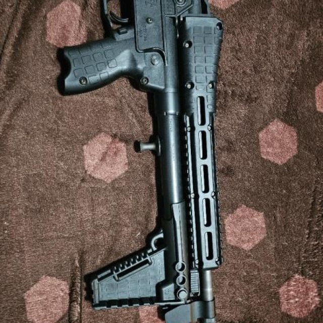 Keltek Sub 2000  9MM (usa Mags de Glock 17)