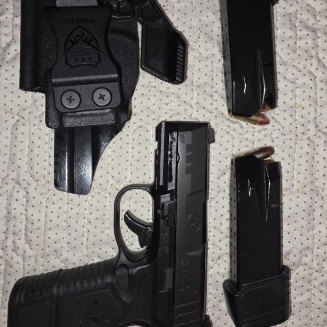 FN REFLEX 9MM