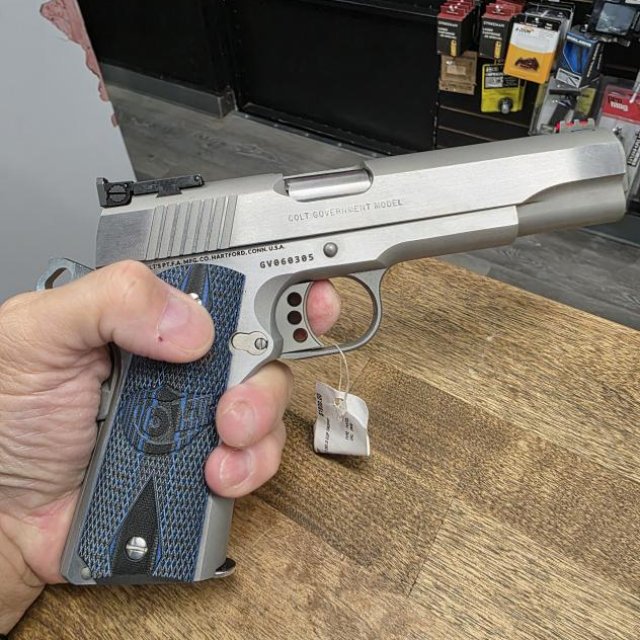 Colt Cup Gold Trophy 9mm