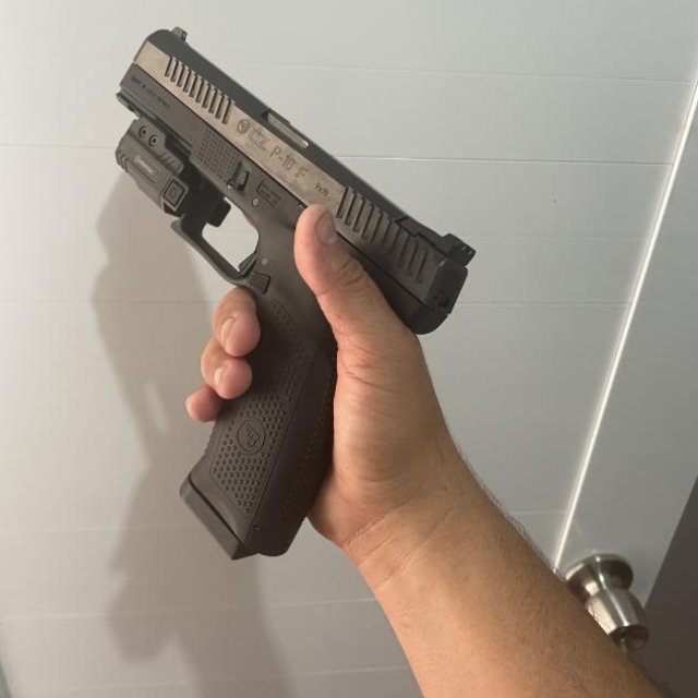 Cz p10 f con micro roni
