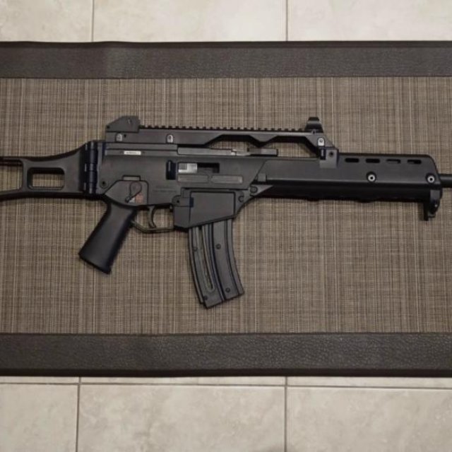 Cambio por una sig sauer p365 es nuevo 22lr nunca disparo