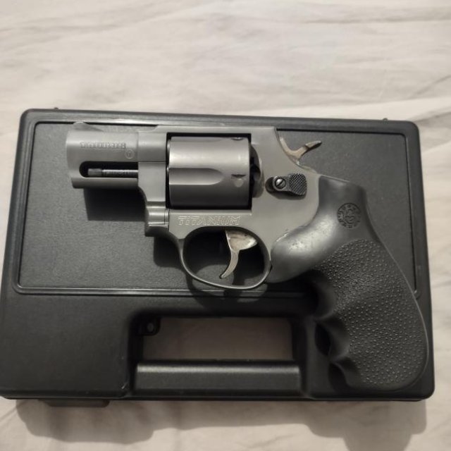 Taurus 450Ti 45 Colt