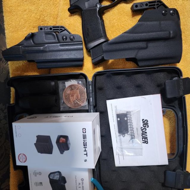 Se vende o si tienes una Taurus TX9 y algo de $ se puede hacer cambio