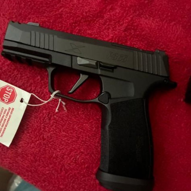 SIG SAUER P 365 X MACRO COMPENSADA CON MAGWELL CZ P-10 C COMPENSADA  COMPACTA 4.0 **** SHIELD X  CARRY COMPENSADA  PREFORMECE CON TODO LO QUE TRAE DE FABRICA*****