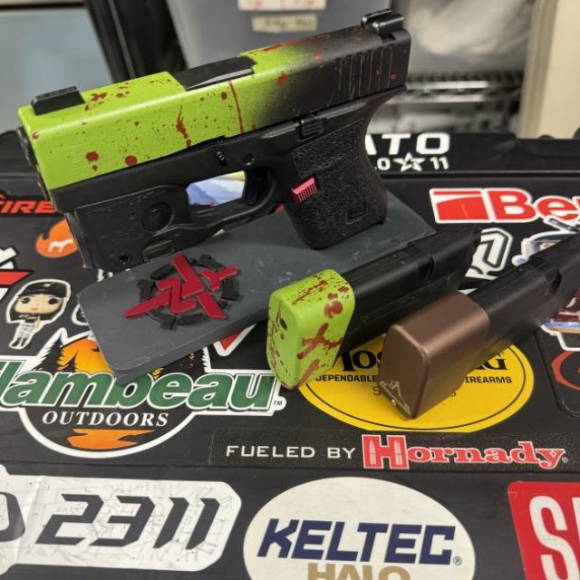 🔥 GLOCK 43 CUSTOM - ZOMBIE OUTBREAK | 1 OF 1 🔥