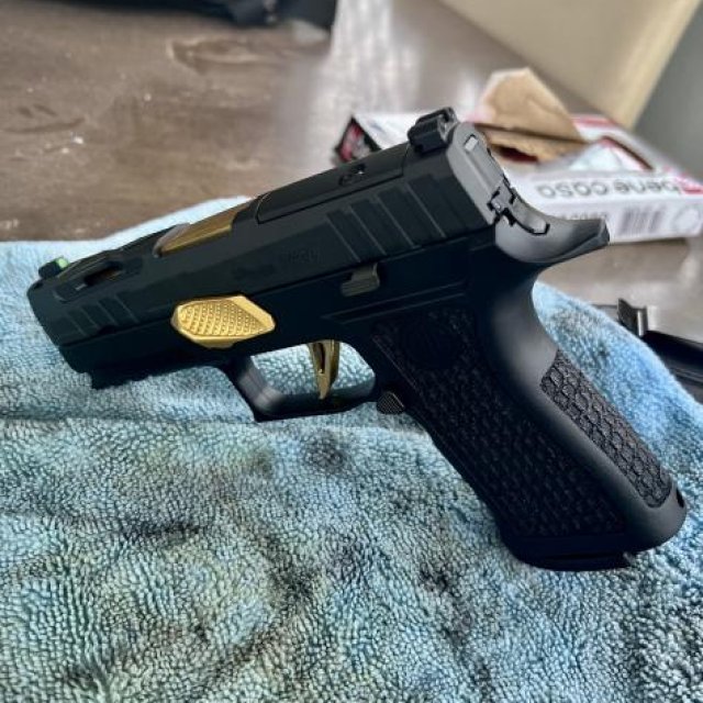 Sig Sauer P320 X Carry Spectre (17+1)