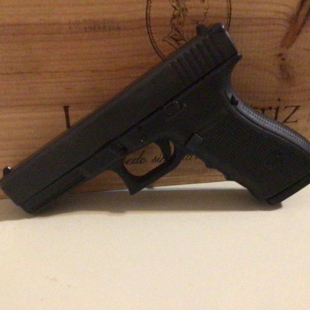 Glock 21 gen 4.