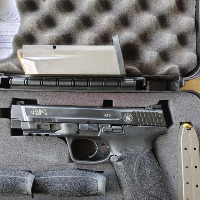 Smith & Wesson MP