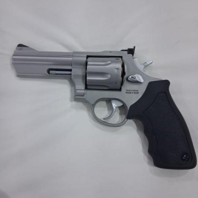 Taurus 608 .357 Magnum
