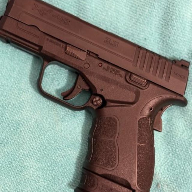 Se vende sprinfield  XDS .40