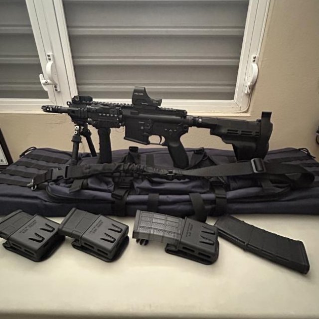 Se vende Sig Sauer P516 pistol 7.5