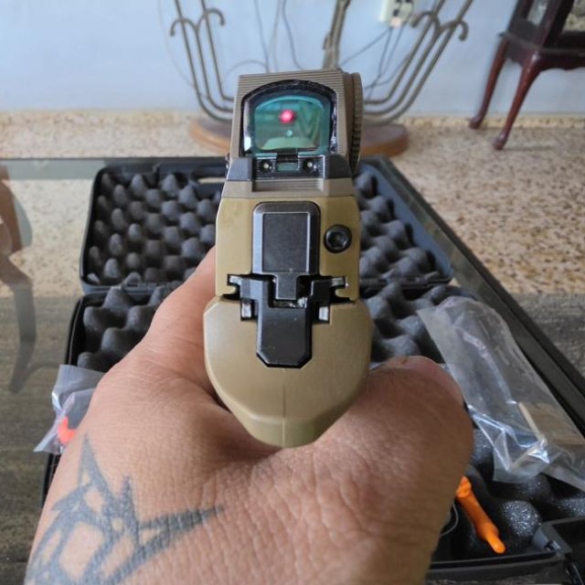 Se vende Sig Sauer M17