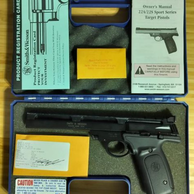 Smith & Wesson