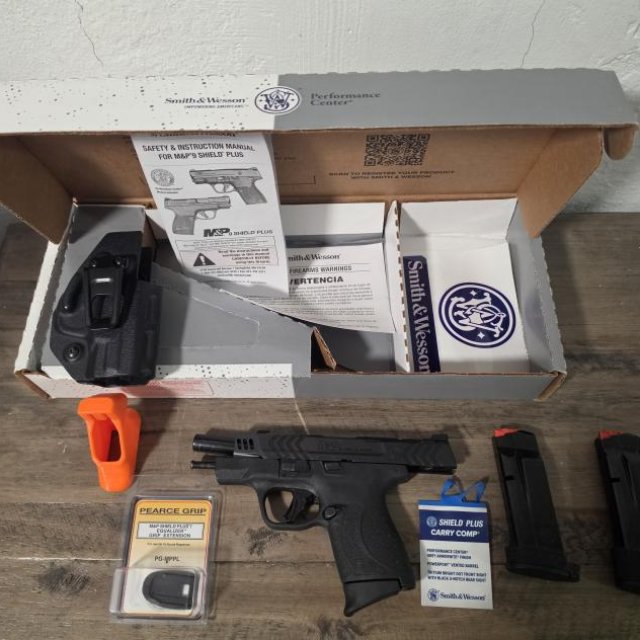 Smith wesson M&P shield plus carry comp