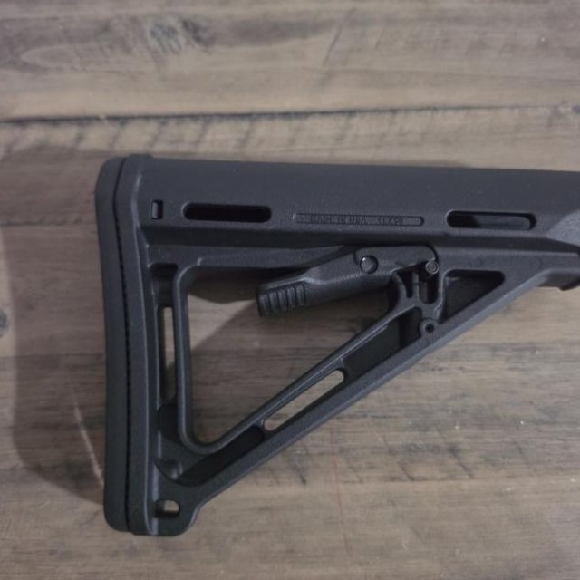 magpul MOE